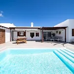 Villasue * Tías